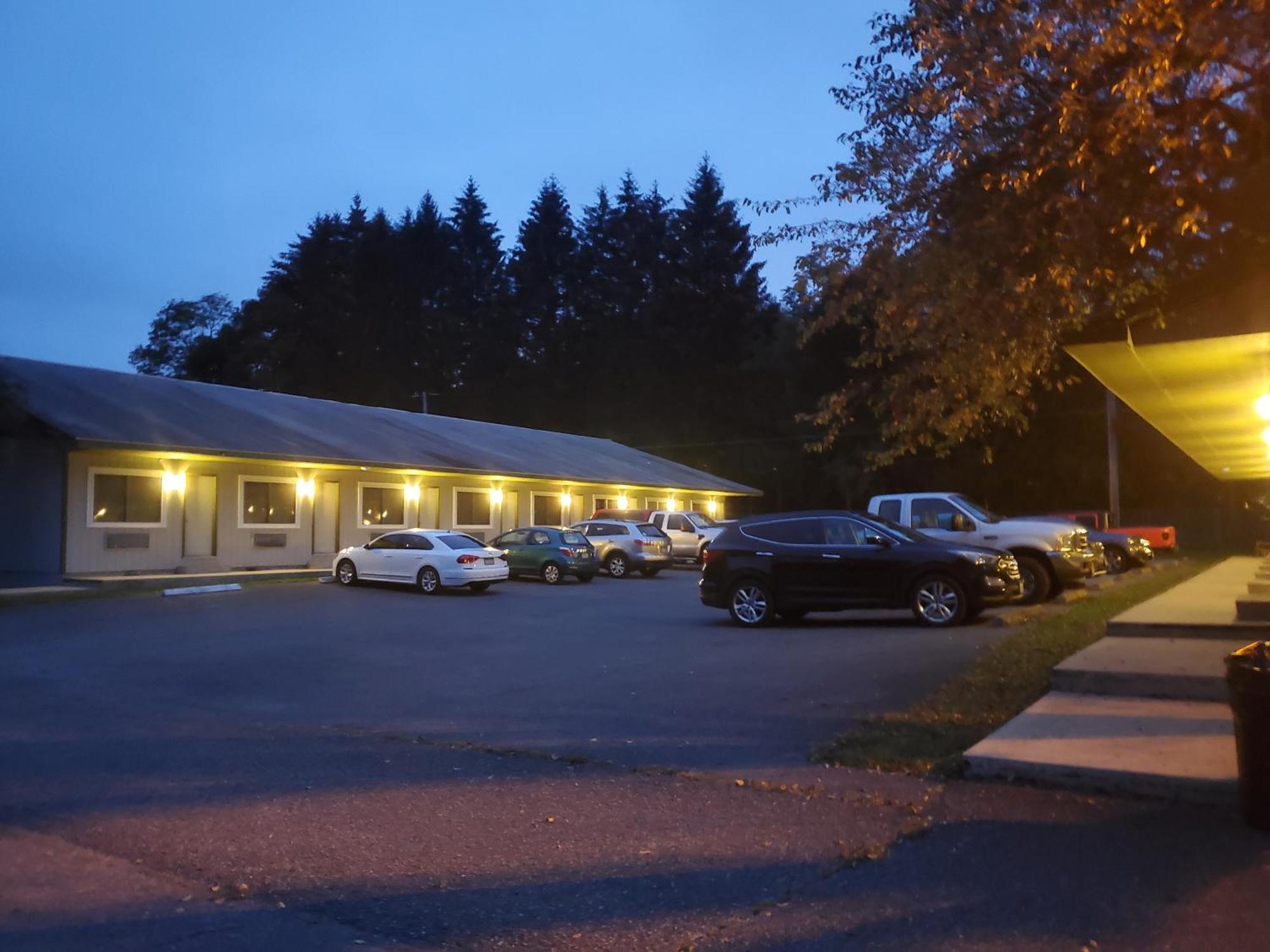 Glenwood Inn & Conference Center デラウェア・ウォーター・ギャップ エクステリア 写真