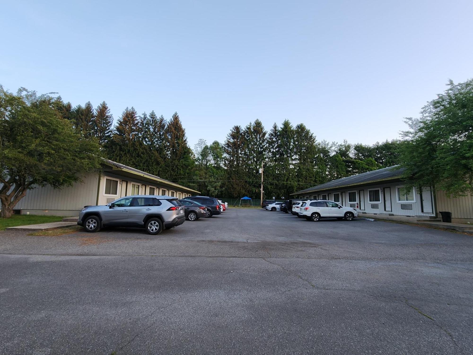 Glenwood Inn & Conference Center デラウェア・ウォーター・ギャップ エクステリア 写真