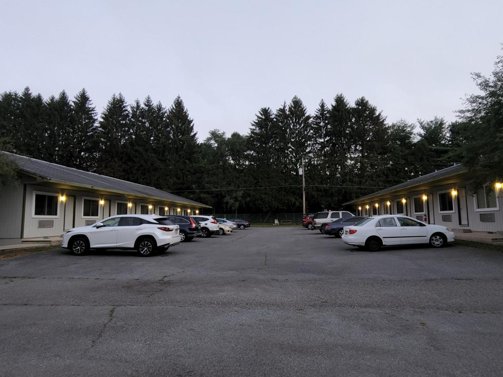 Glenwood Inn & Conference Center デラウェア・ウォーター・ギャップ エクステリア 写真